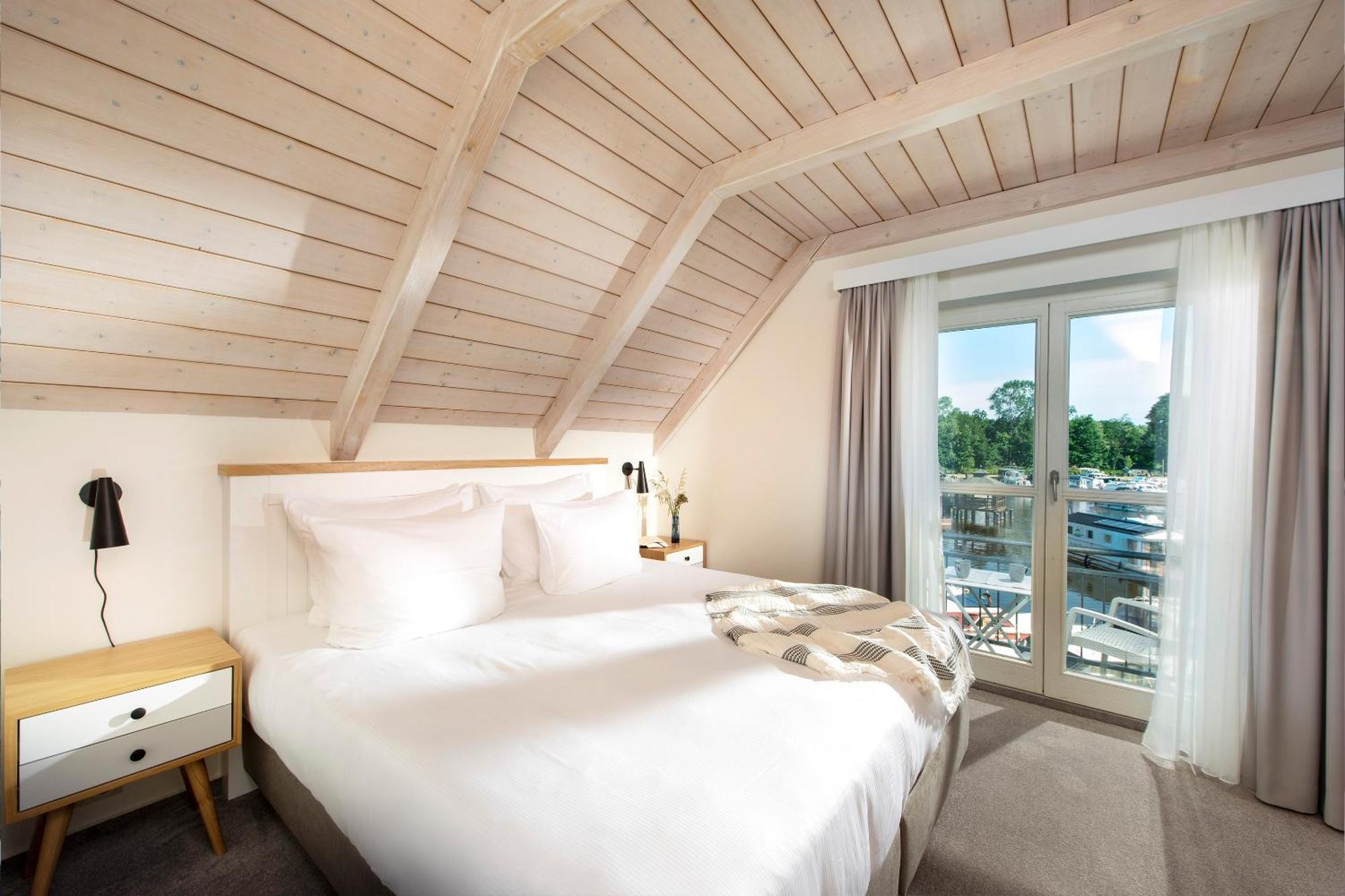 Precise Resort Marina Wolfsbruch Rheinsberg Esterno foto